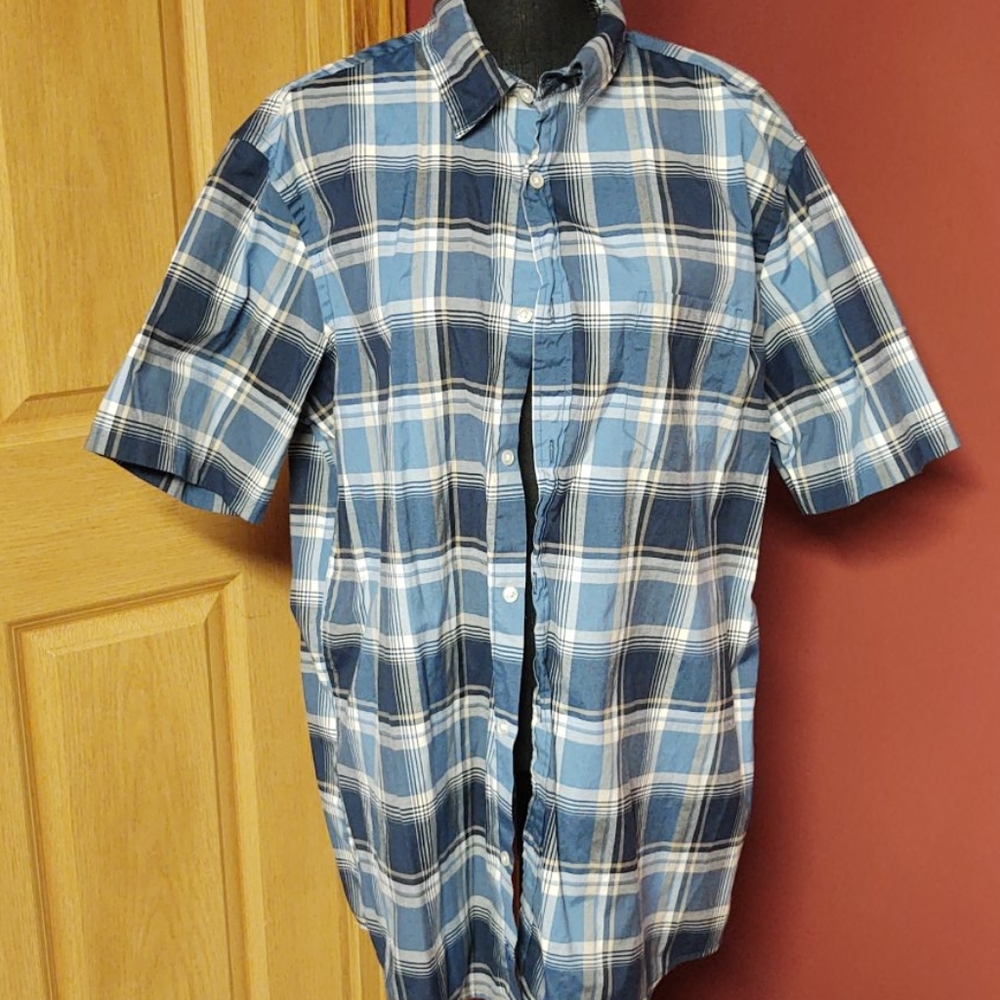 Sonoma Button up shirt